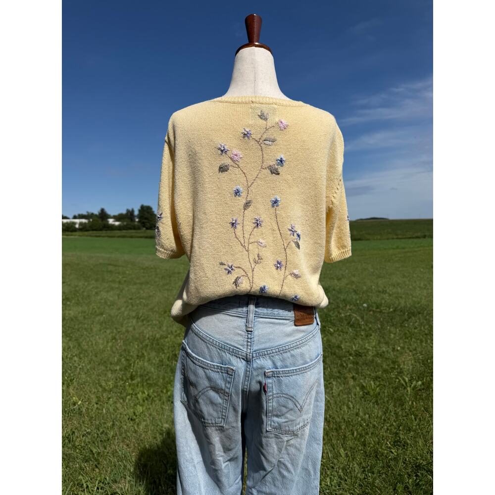 Vintage Christopher & Banks Hand Embroidered Floral Cardigan Sweater Medium - Picture 4 of 7